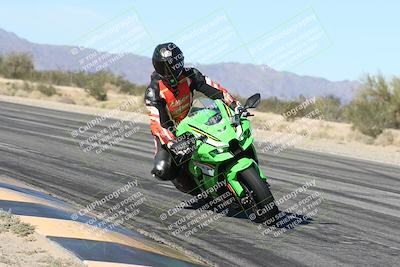 media/Dec-04-2025-Racers Edge (Thu) [[5ebc9f124d]]/3-B Group/3-Session 2 (Turn 7 Inside)/